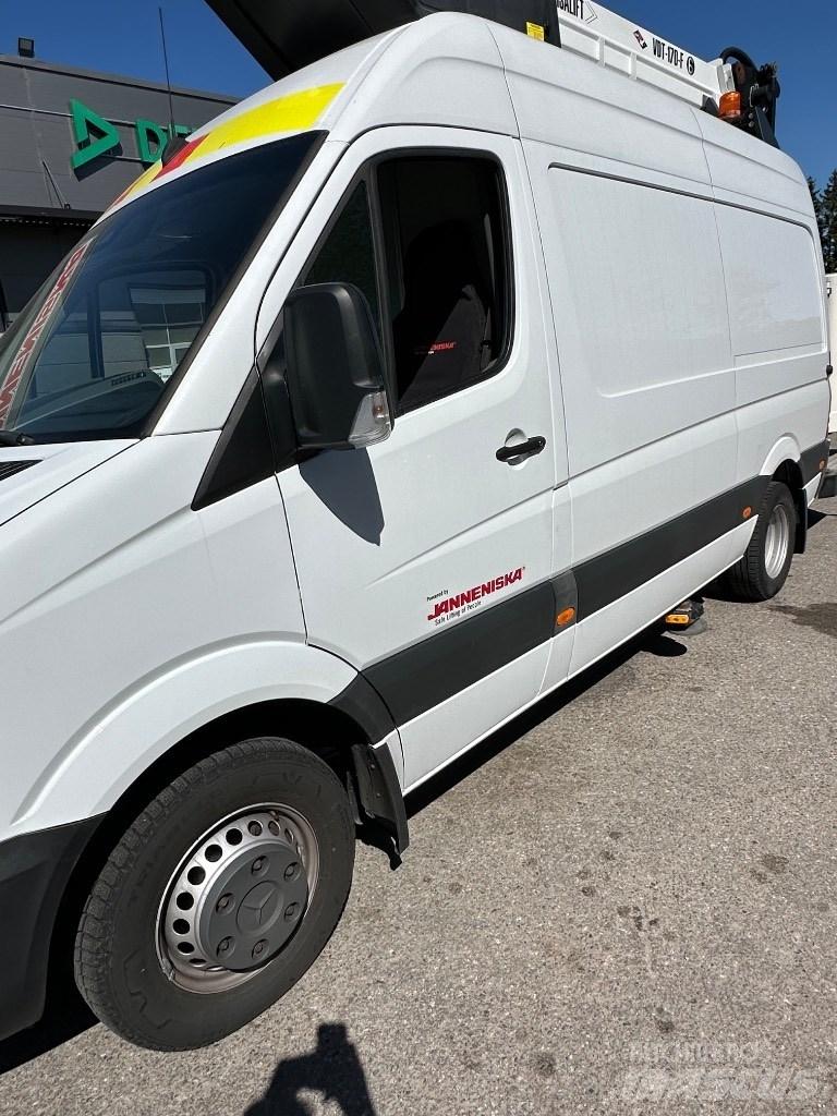 VERSALIFT VDT-170-F Автовишки на базі вантажівки
