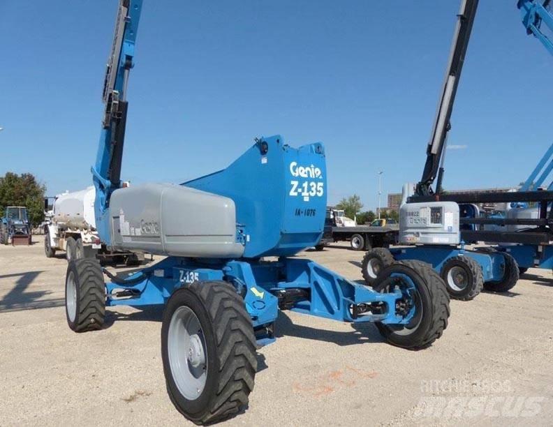 Genie Z135 Колінчаті підйомники