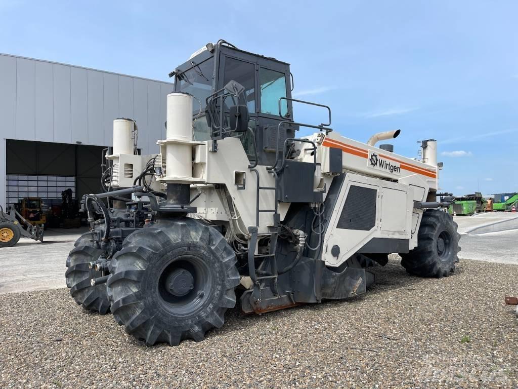 Wirtgen WR2500 Ресайклери