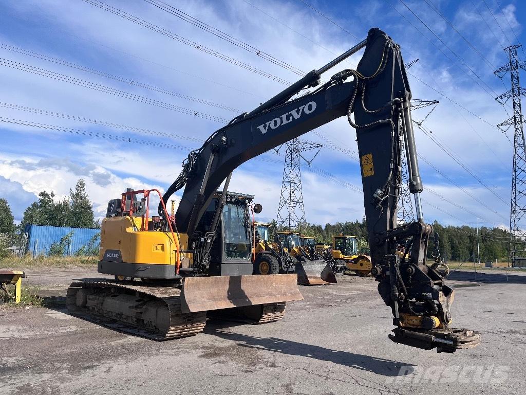 Volvo ECR 235 E Гусеничні екскаватори