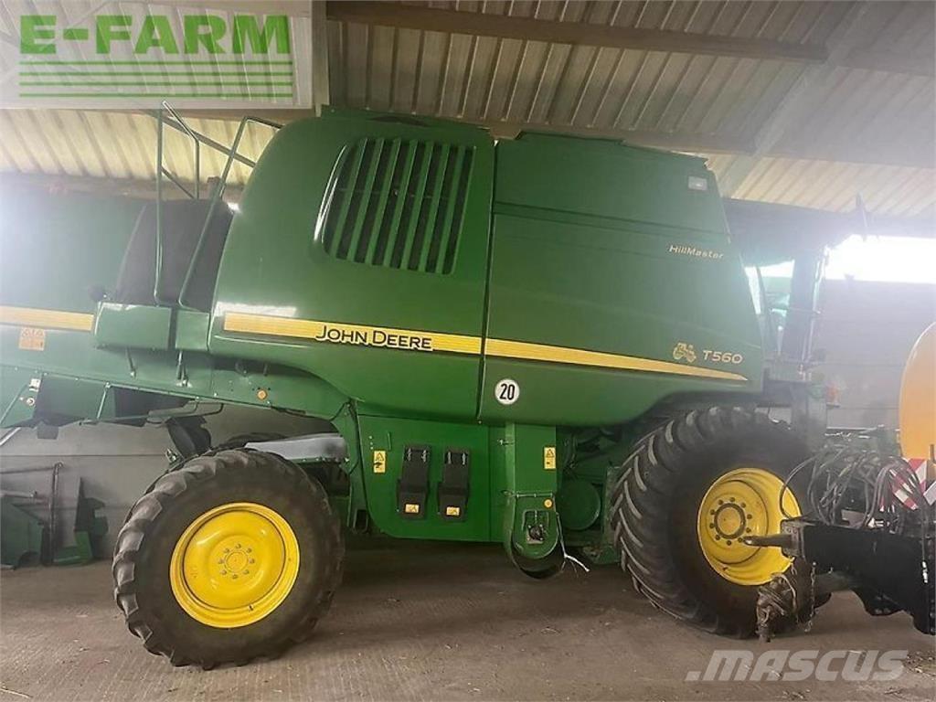 John Deere t560 hm Зернозбиральні комбайни