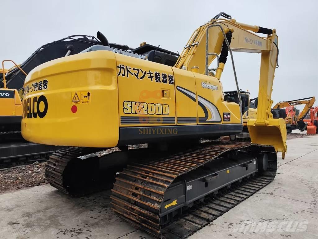 Kobelco SK 200 Гусеничні екскаватори