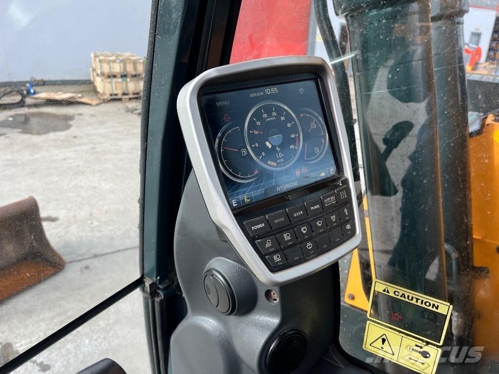 Hyundai HX125LCR Гусеничні екскаватори