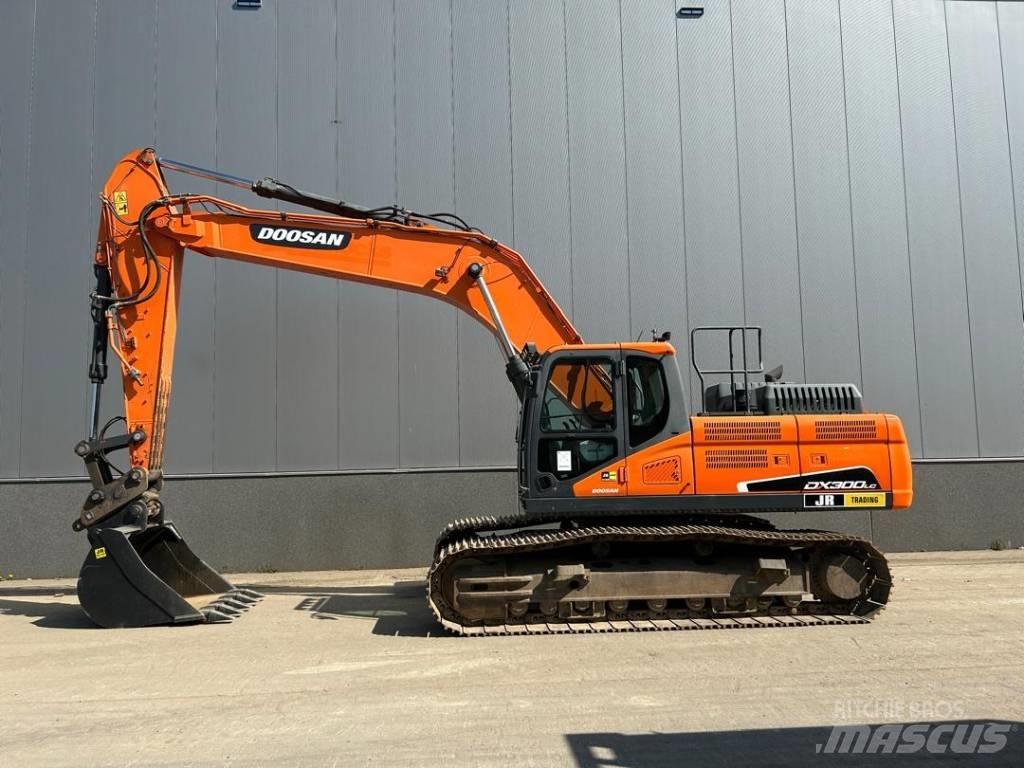 Doosan DX 300 LC-5 Гусеничні екскаватори