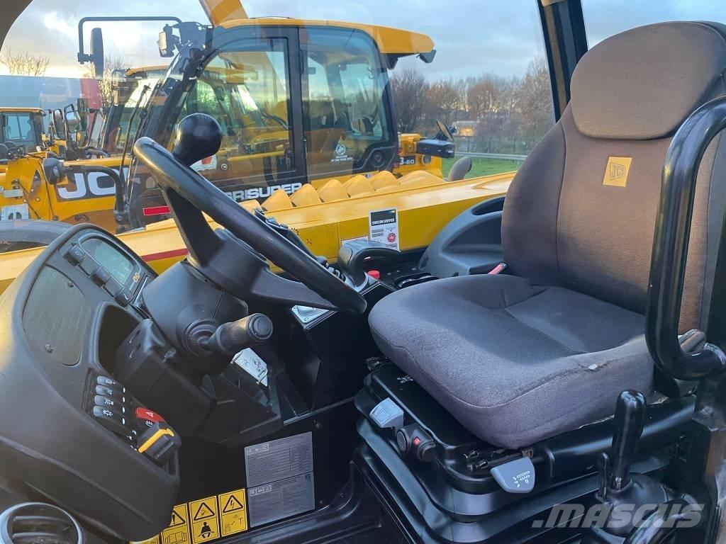 JCB 541-70 Agri Plus Телескопічні навантажувачі