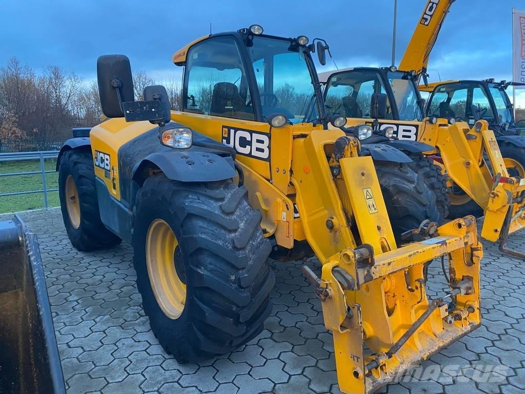JCB 541-70 Agri Plus Телескопічні навантажувачі