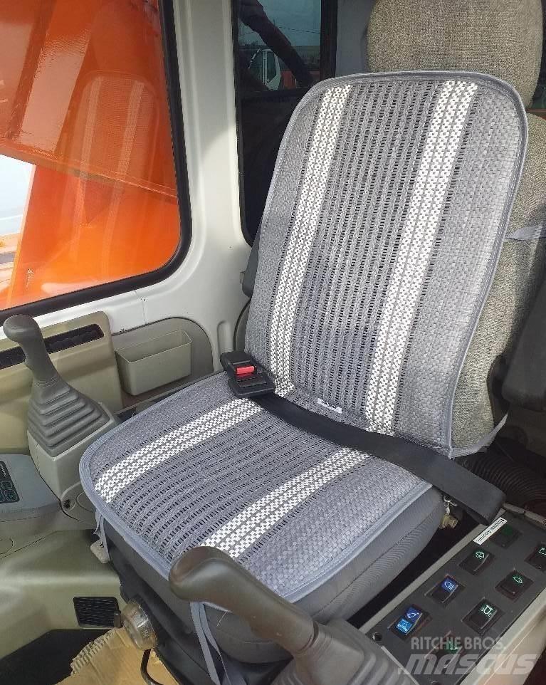 Daewoo 520 LCV Гусеничні екскаватори