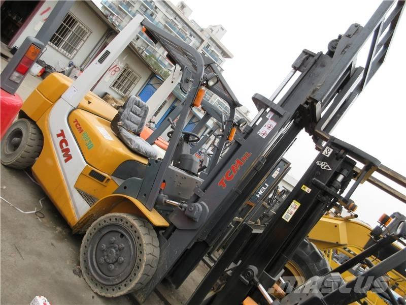 CAT FD 30 Дизельні навантажувачі