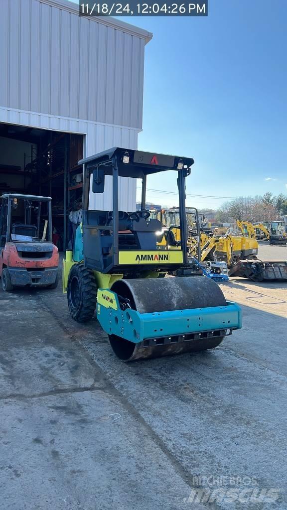 Ammann ARS 30 Грунтові котки