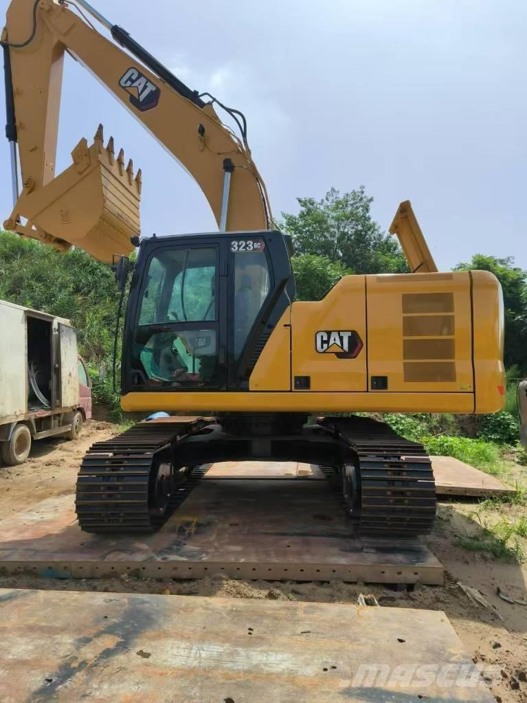 CAT 323 GC Гусеничні екскаватори