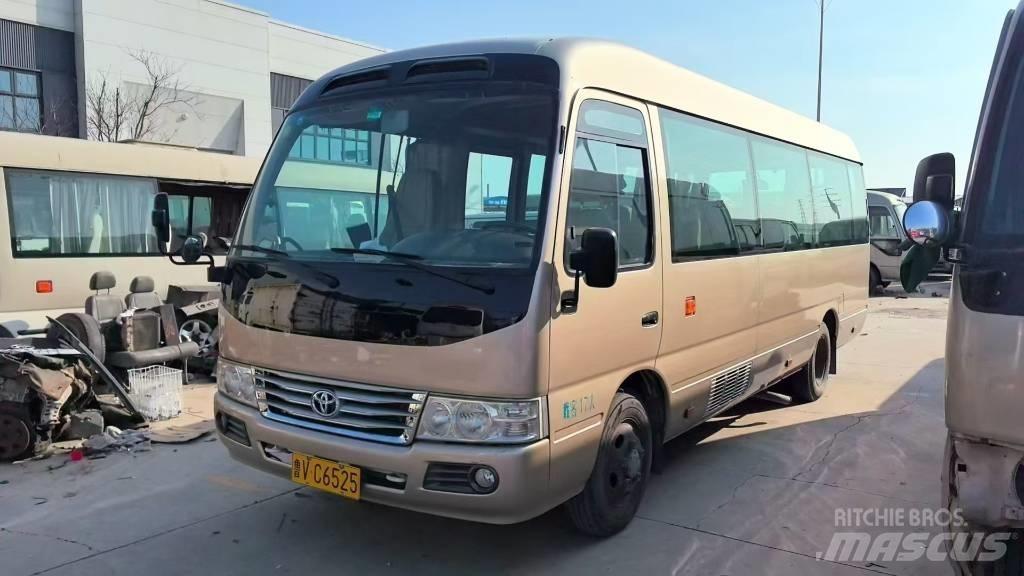 Toyota Coaster Міжміські автобуси
