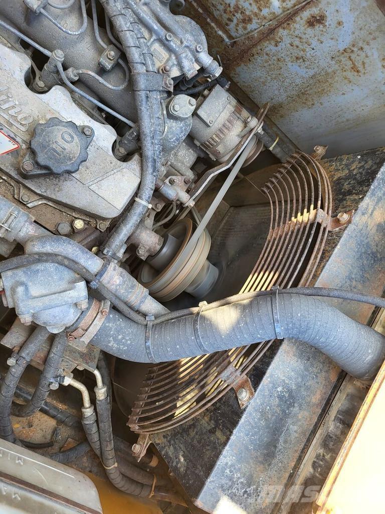 Morooka MST 2200V Гусеничні самоскиди