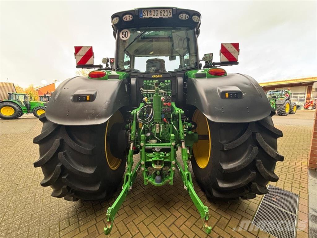 John Deere 6R215 Трактори