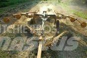 Vermeer VR1022 Граблі і сінозворушувачі
