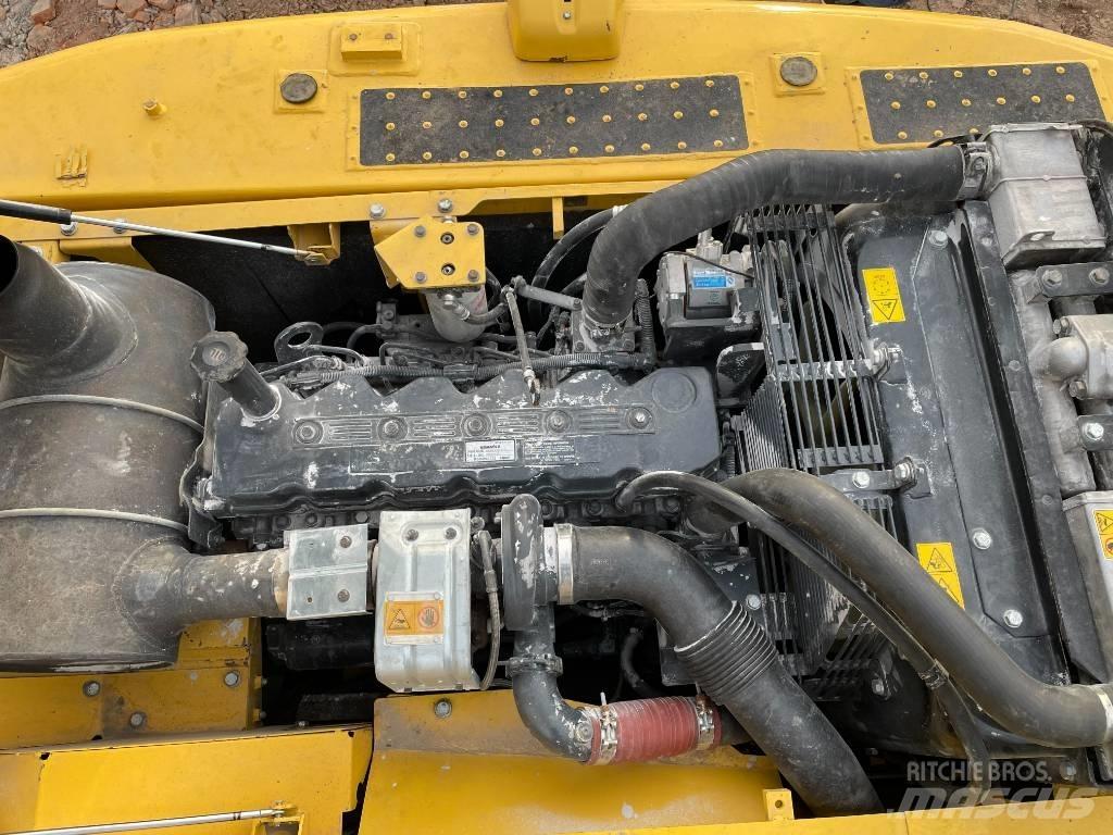 Komatsu 200-8 Гусеничні екскаватори