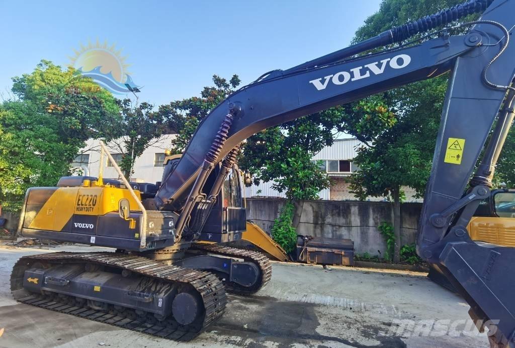 Volvo EC 220 DL Гусеничні екскаватори