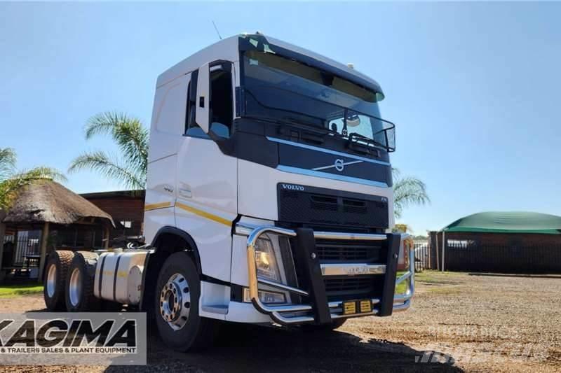 Volvo Fh440 Вантажівки / спеціальні