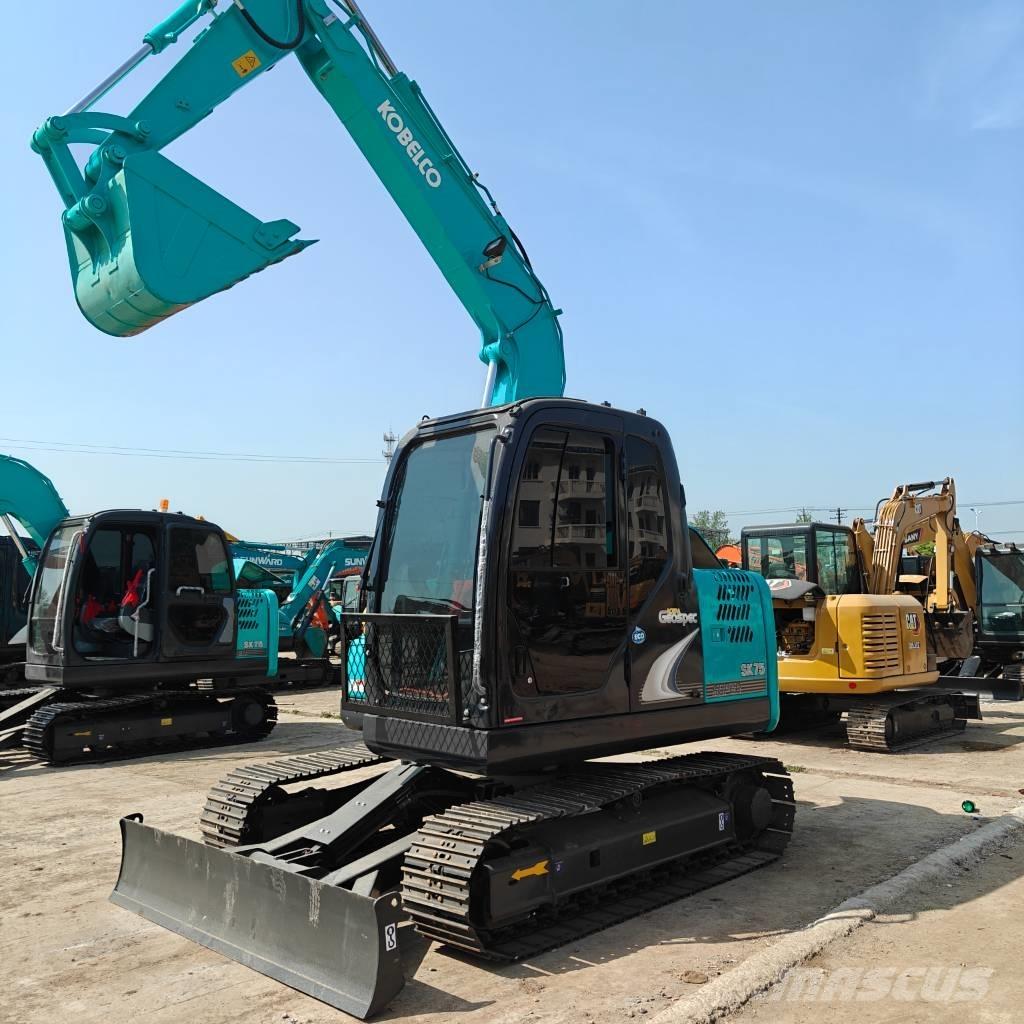 神钢 75 Гусеничні екскаватори