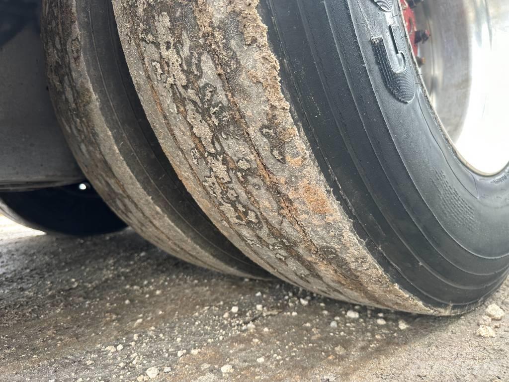  Pierce Dash Пожежні машини та устаткування