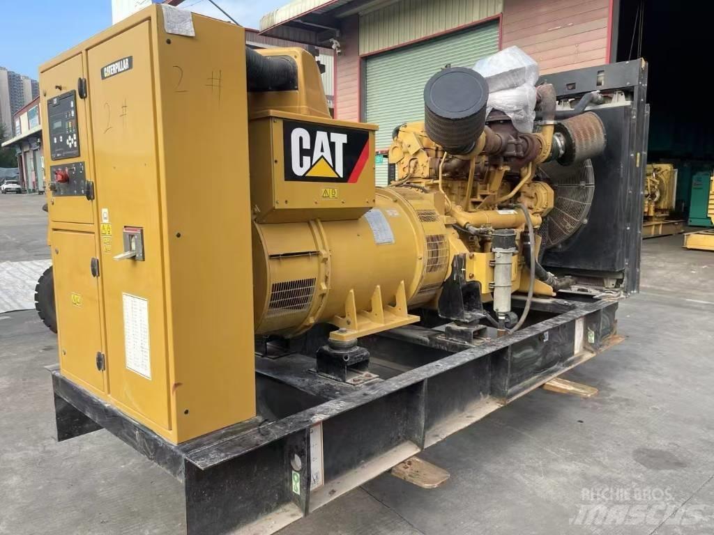 CAT 660kva Дизельні генератори
