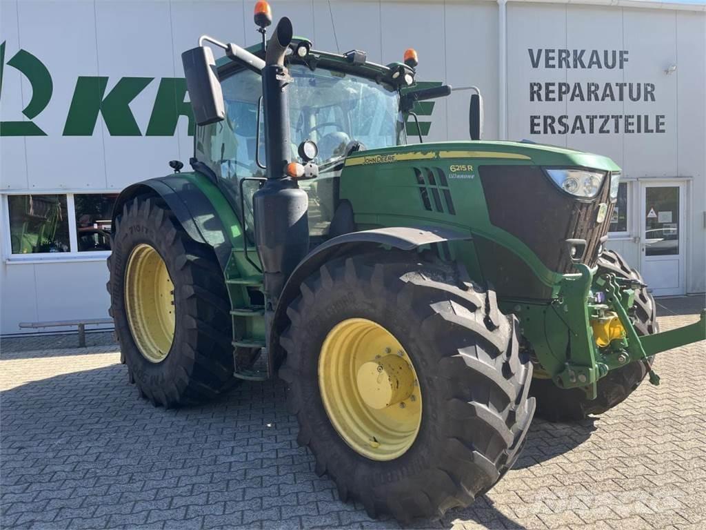 John Deere 6215R Трактори