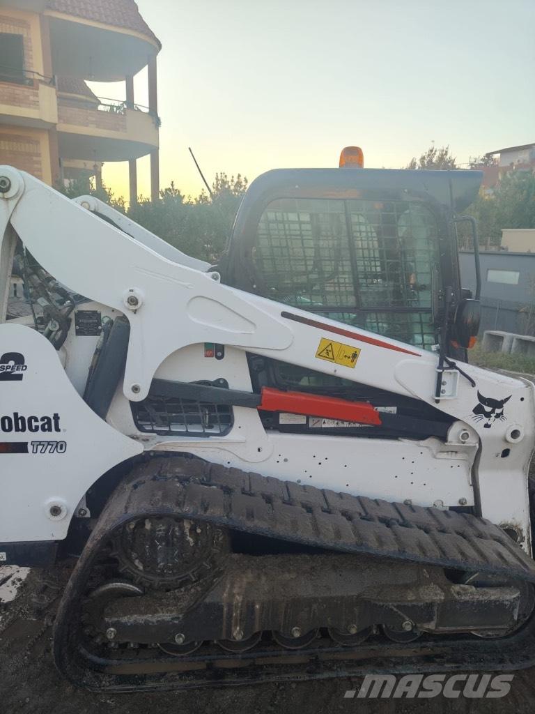 Bobcat T 770 Гусеничні вантажники