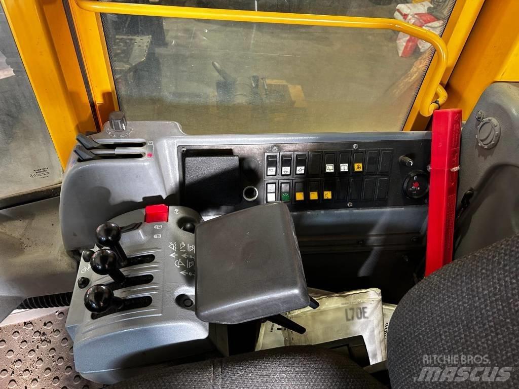 Volvo L 70 E Малі навантажувачі