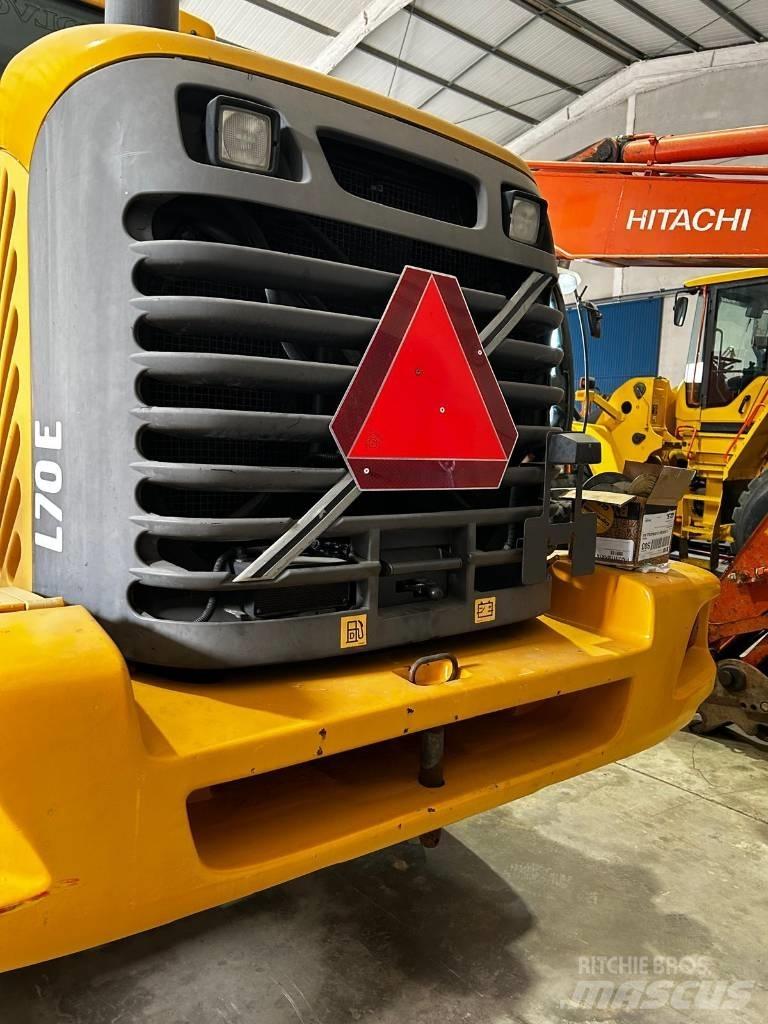 Volvo L 70 E Малі навантажувачі