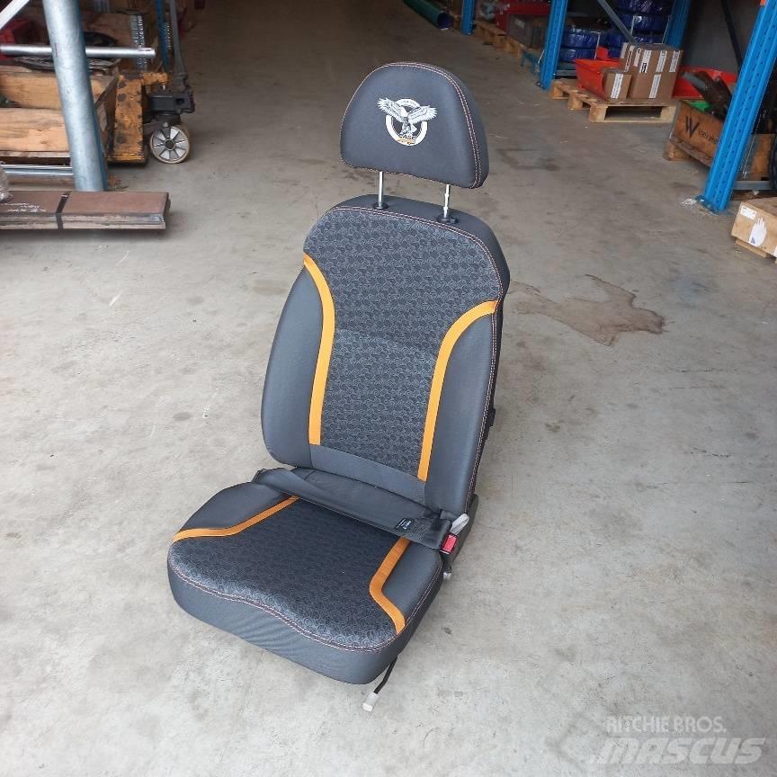 CASE CX210E stoel Кабіна