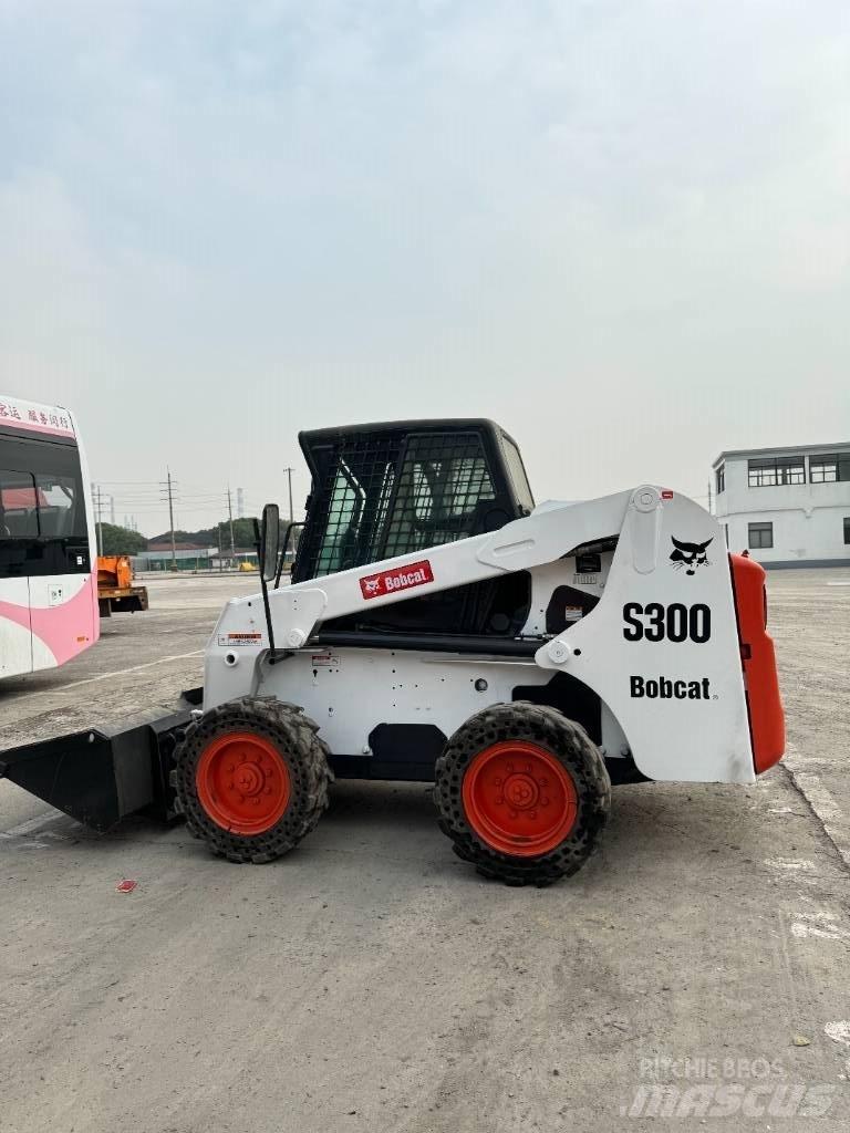 Bobcat S 300 Міні-навантажувачі