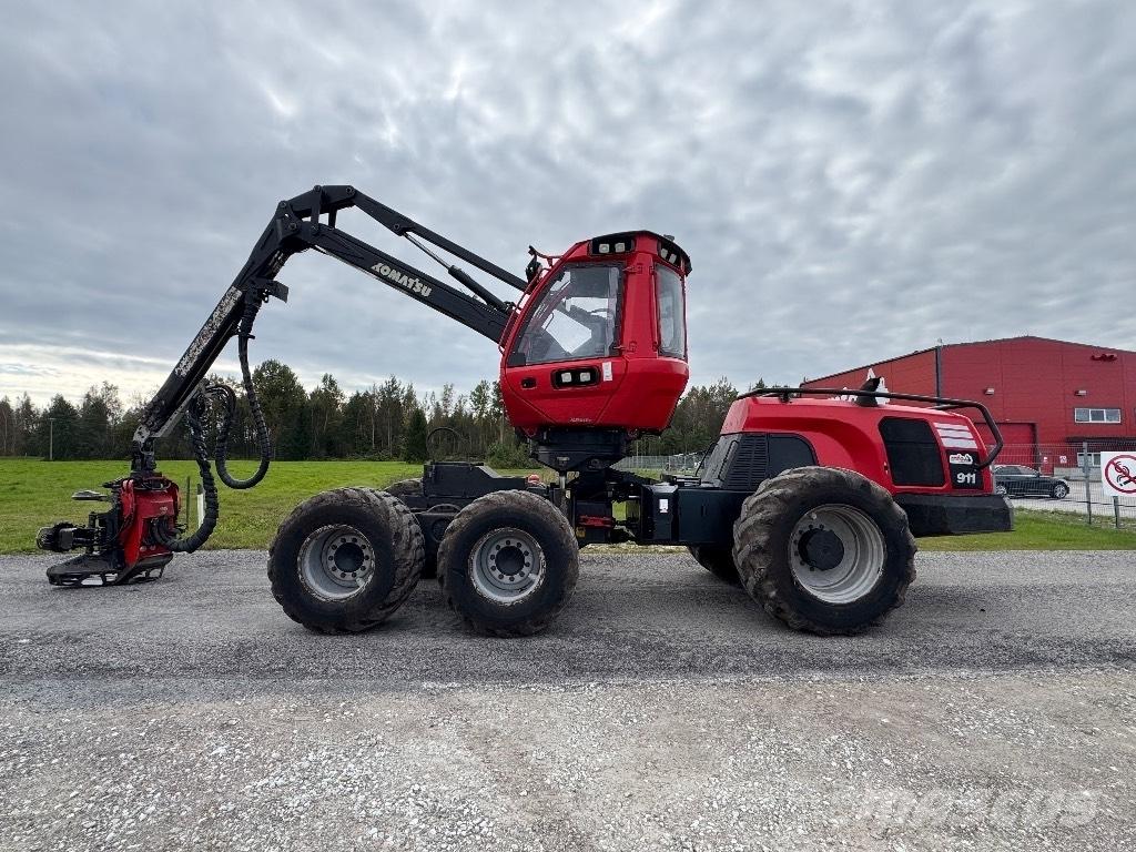Komatsu 911 Харвестери