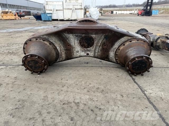 Valmet 921 TANDEM Шасі