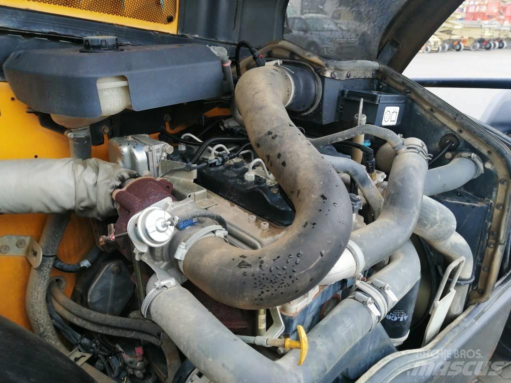 JCB 535-95 Фронтальні навантажувачі
