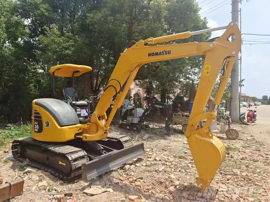 Komatsu PC35 Міні-екскаватори < 7т