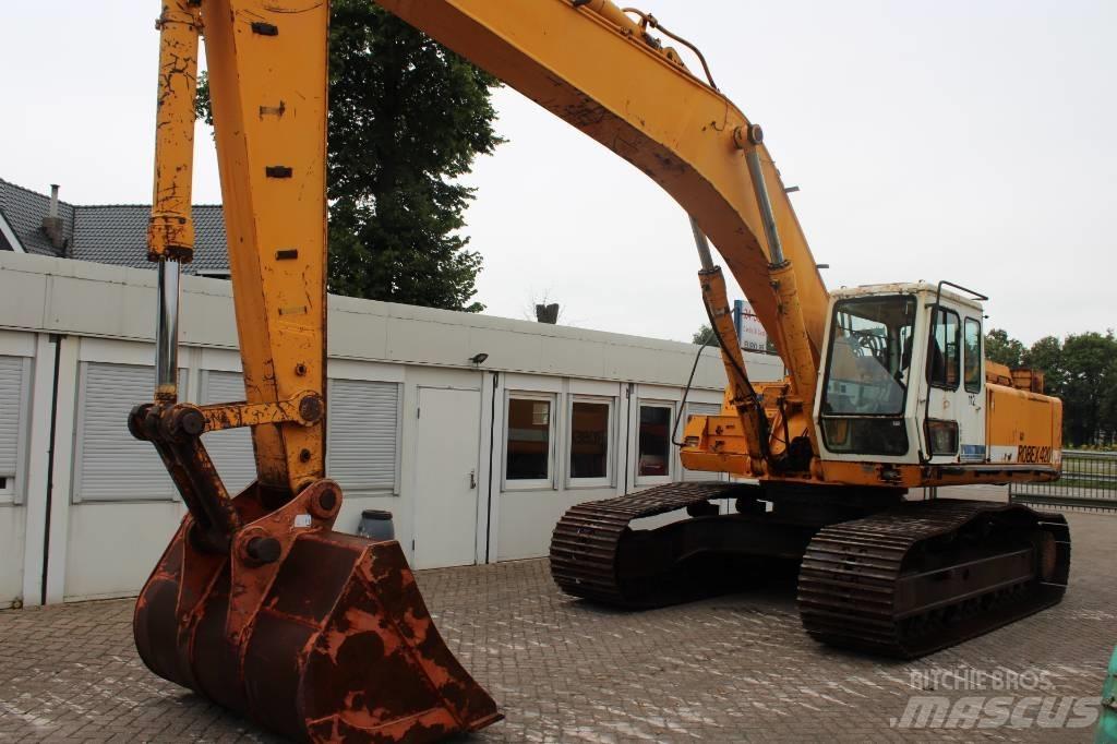 Hyundai Robex 420 Гусеничні екскаватори