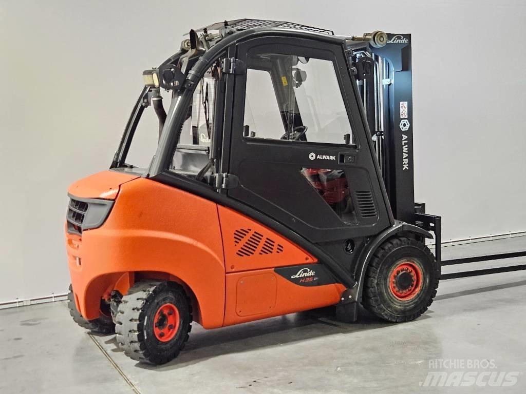Linde H35D Дизельні навантажувачі