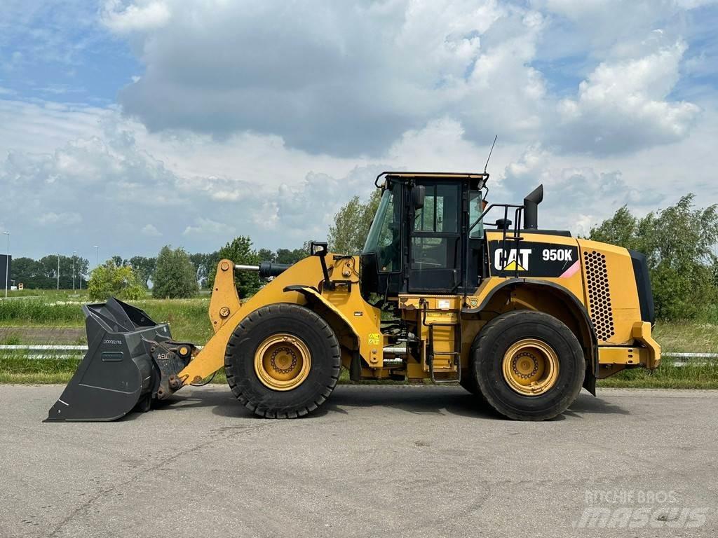 CAT 950K Фронтальні навантажувачі