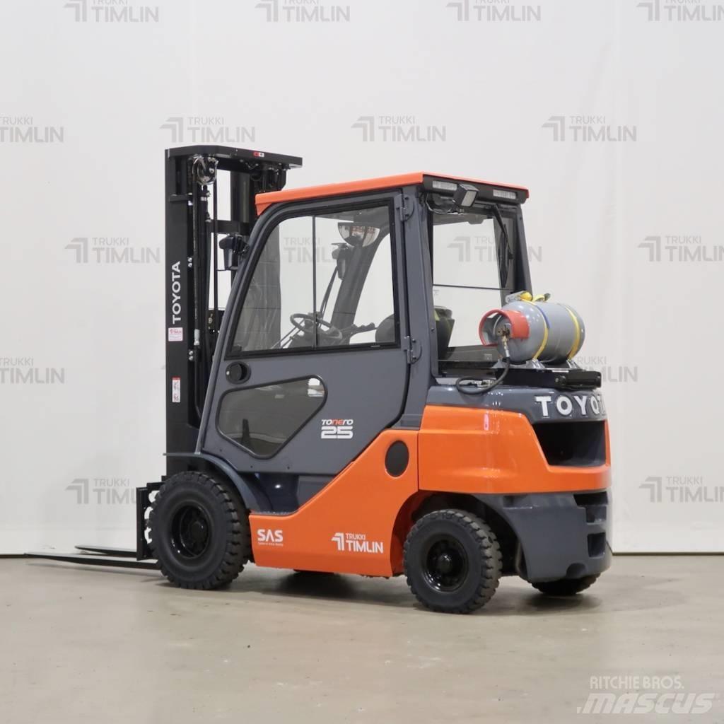 Toyota 02-8FGF25 Газові навантажувачі