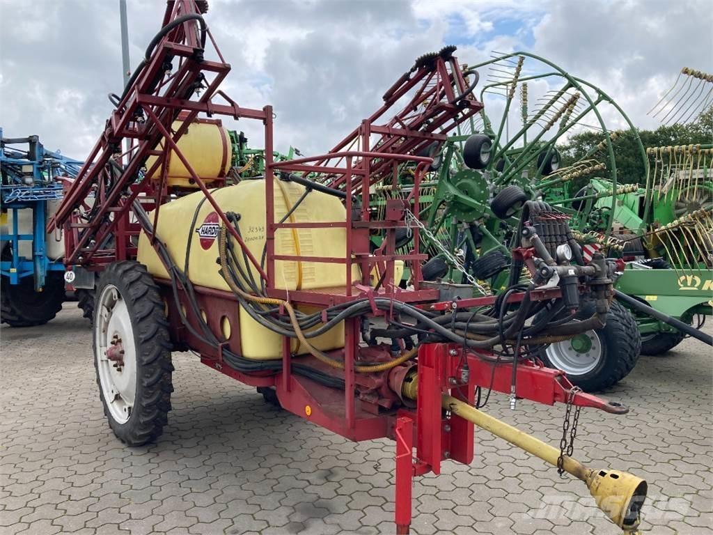 Hardi TYZ 2400 Причіпні обприскувачі