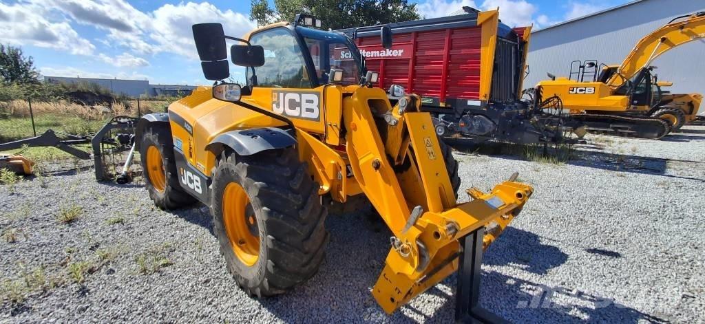 JCB 542-70 Agri Телескопічні навантажувачі