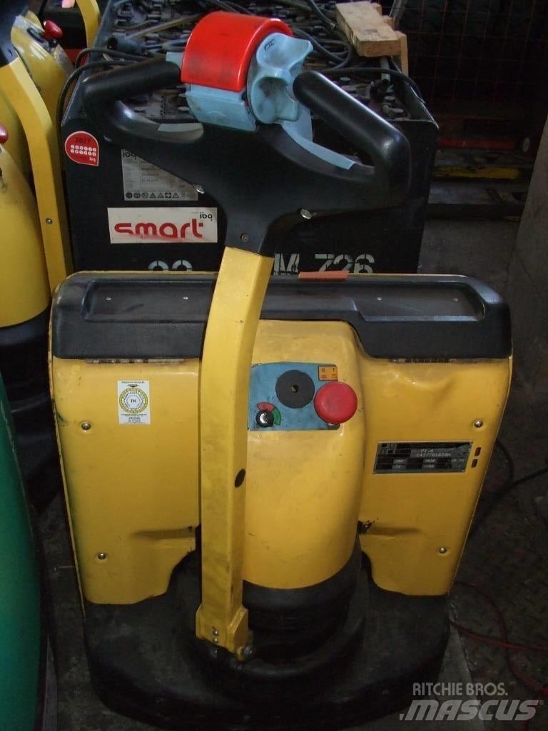 Hyster P1.6 Штабелери
