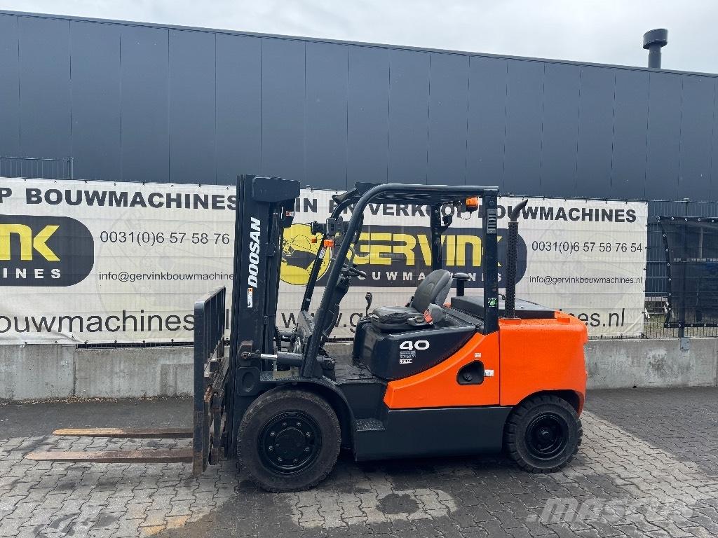 Doosan D 40 SC-7 Дизельні навантажувачі