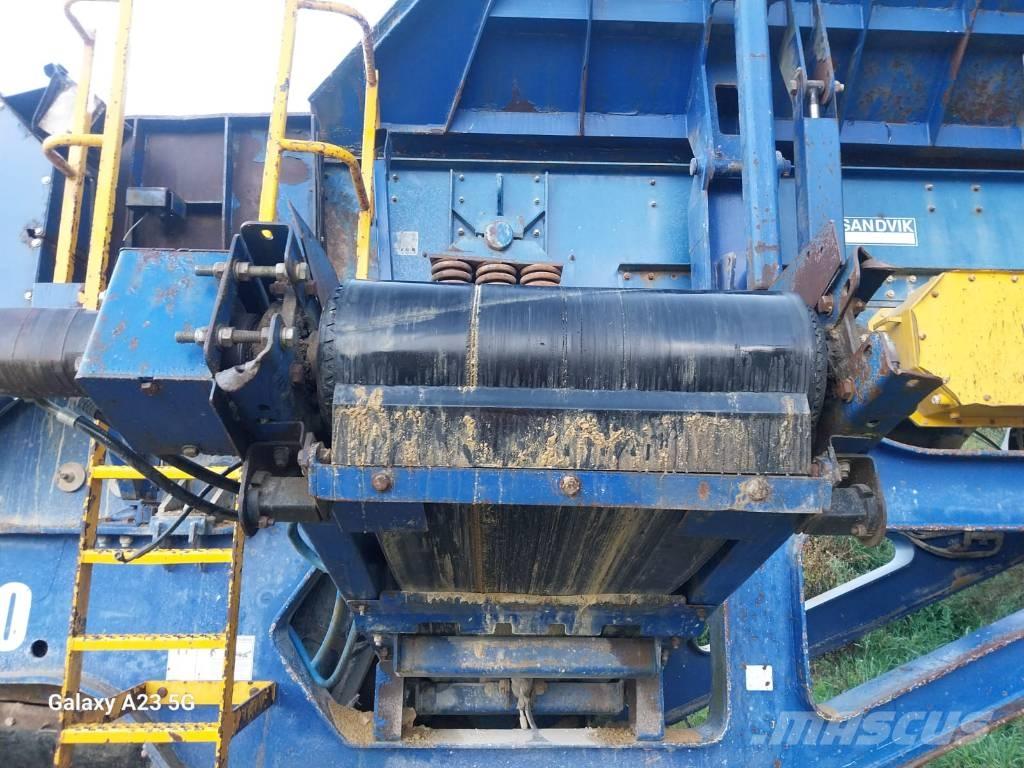 Fintec 1107 Мобільні дробарки