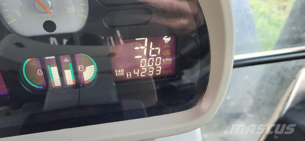 Massey Ferguson 6615 Трактори