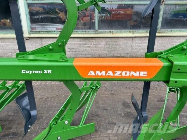 Amazone CAYROS XS Реверсивні плуги