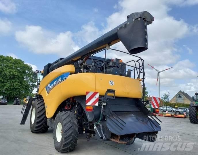 New Holland CR 9080 Зернозбиральні комбайни