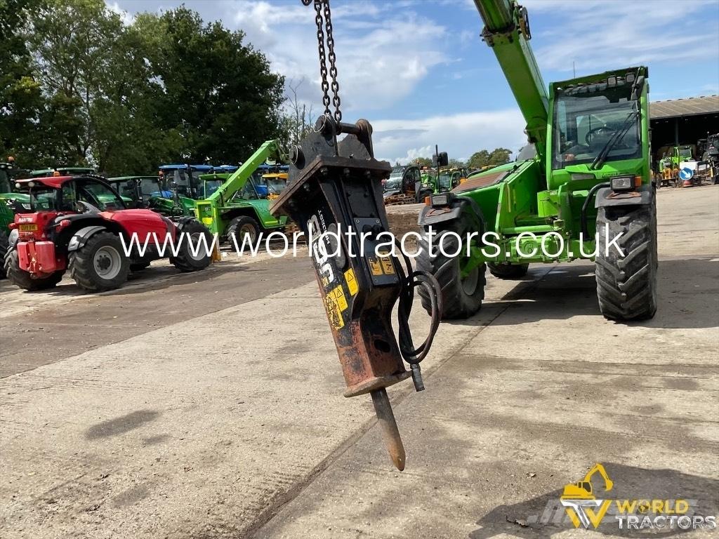 JCB HM026 Плуги