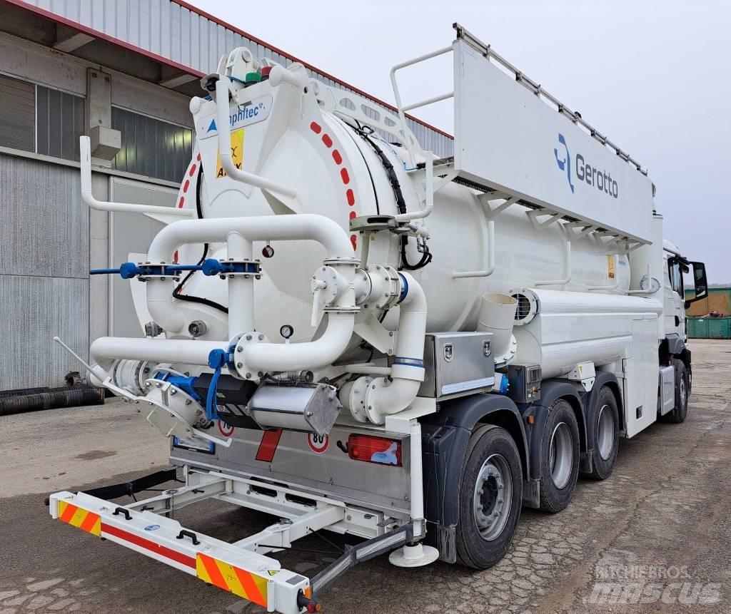 Amphitec Vortex 9000 Комбі/Вакуумні вантажівки