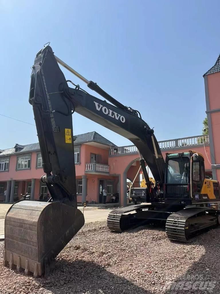 Volvo EC 240 Гусеничні екскаватори