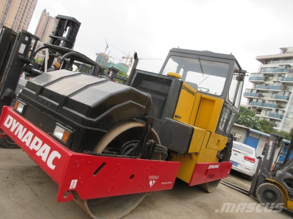 Dynapac CC 421 Котки тротуарні